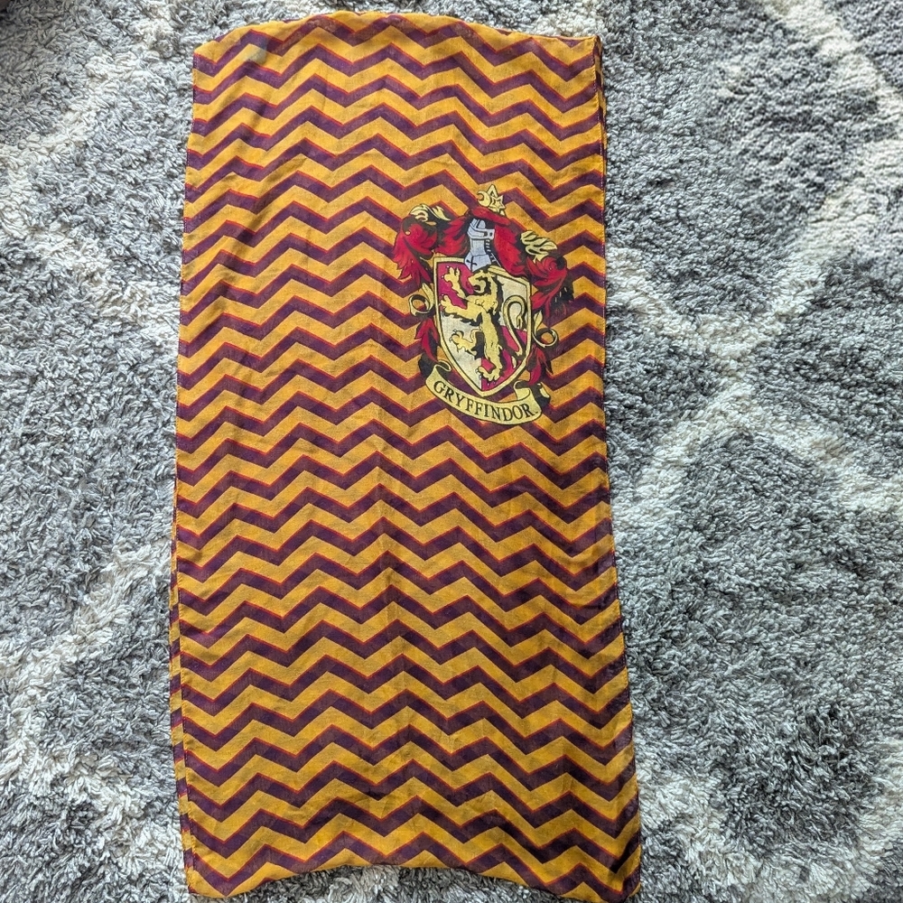 Gryffindor Chevron Infinity Scarf - Red and Gold